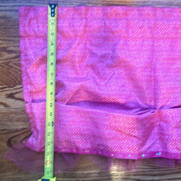 Pink Valance with sparkles - Picture 2 of 4